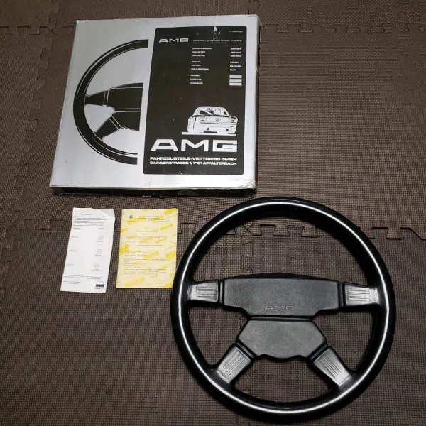 M38 AMG black steering wheel