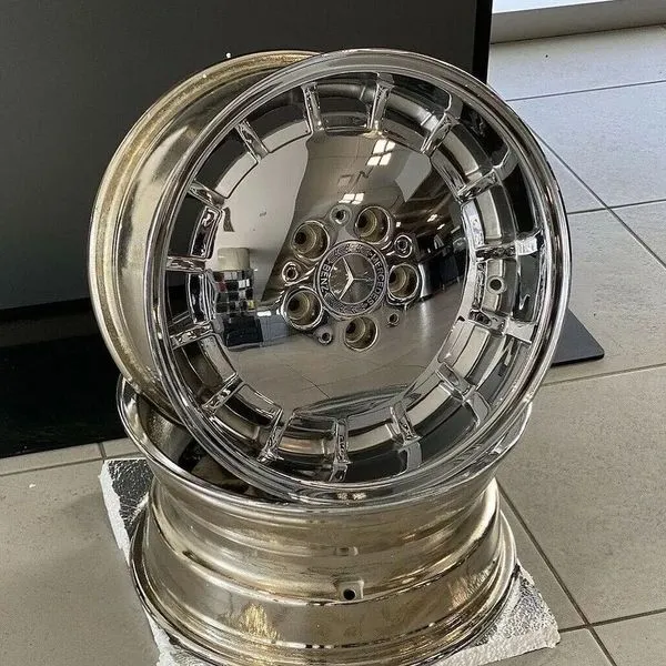 Mercedes R16AMG wheels