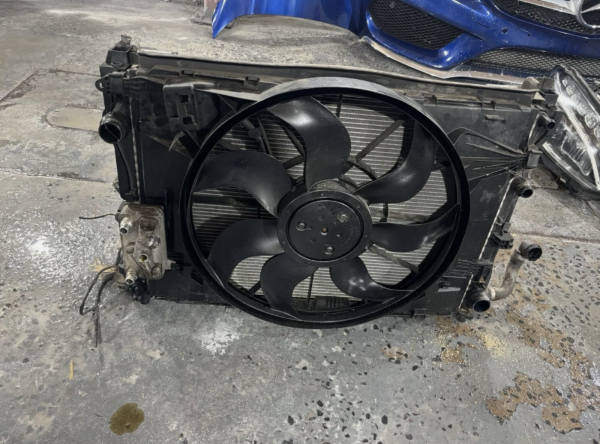 Mercedes W205 AMG Front Package — Bumper, Headlights & Radiator - Image 4