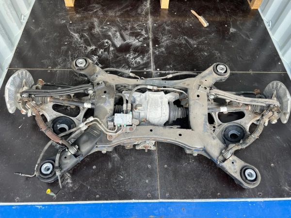 Mercedes W166 GLE Coupe Rear Axle - Image 3