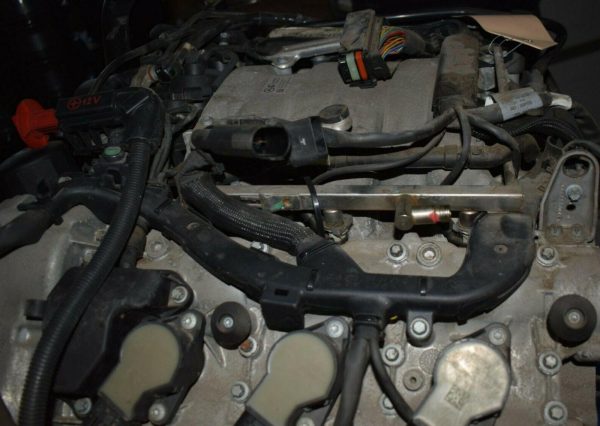 Mercedes Sprinter W906 Petrol Engine - Image 3