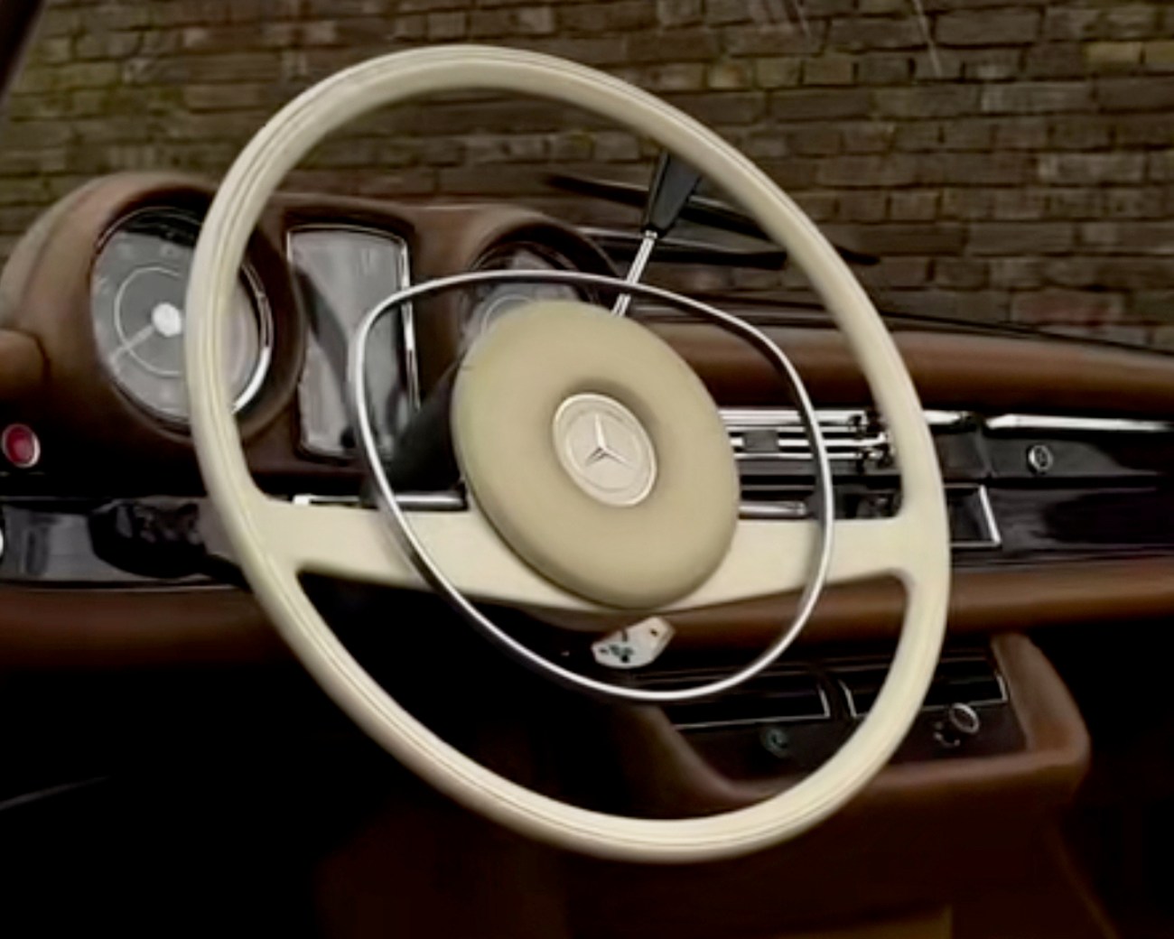 Petri Bakelite Steering Wheel